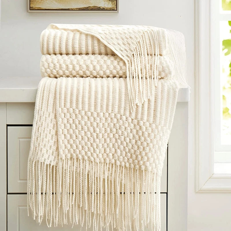 2024 White Boho Blankets / Chunky Vintage