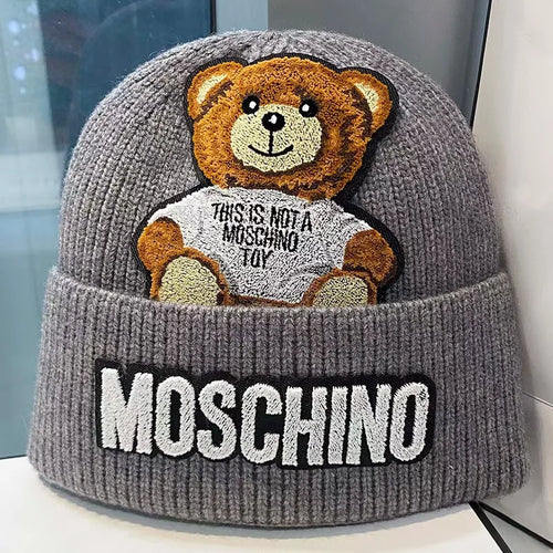 Winter hat Moschino