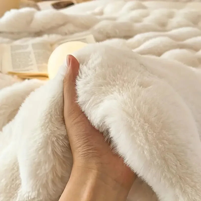 2024 Double-Sided Faux Fur Plush Blanket | Warm Winter Throw for Bed