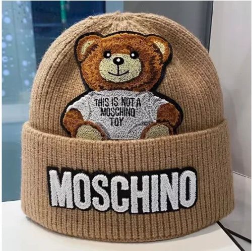 Winter hat Moschino