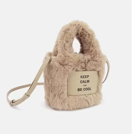 2024 Trendy Plush Bucket Bag | Fashionable Crossbody Fur Bag