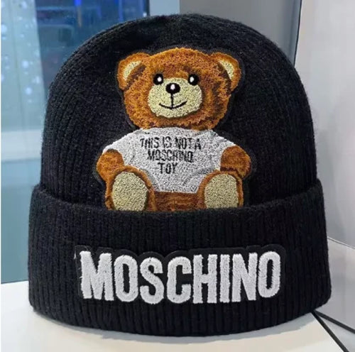 Winter hat Moschino